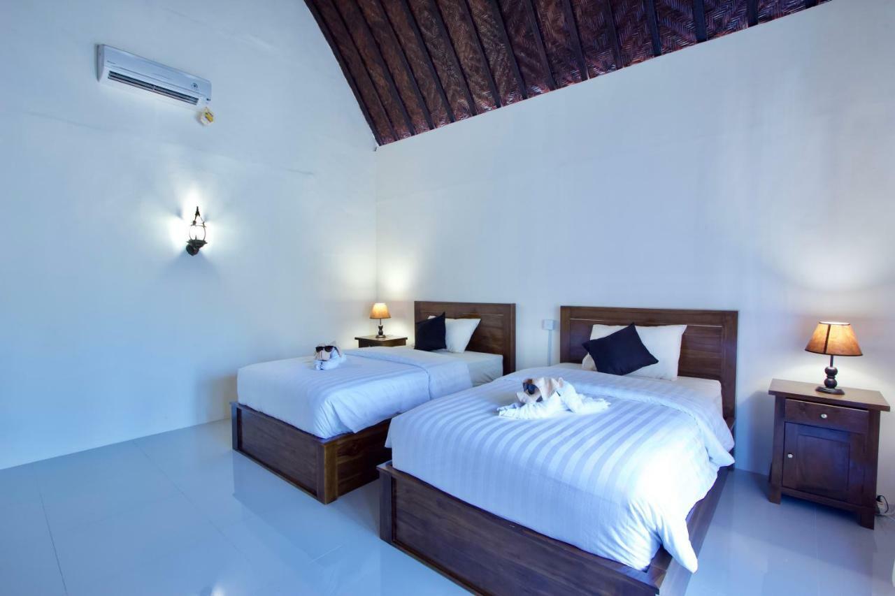 Kubu Artha Bungalow Nusa Penida Ped Esterno foto