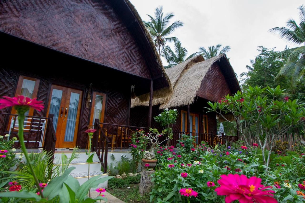 Kubu Artha Bungalow Nusa Penida Ped Esterno foto